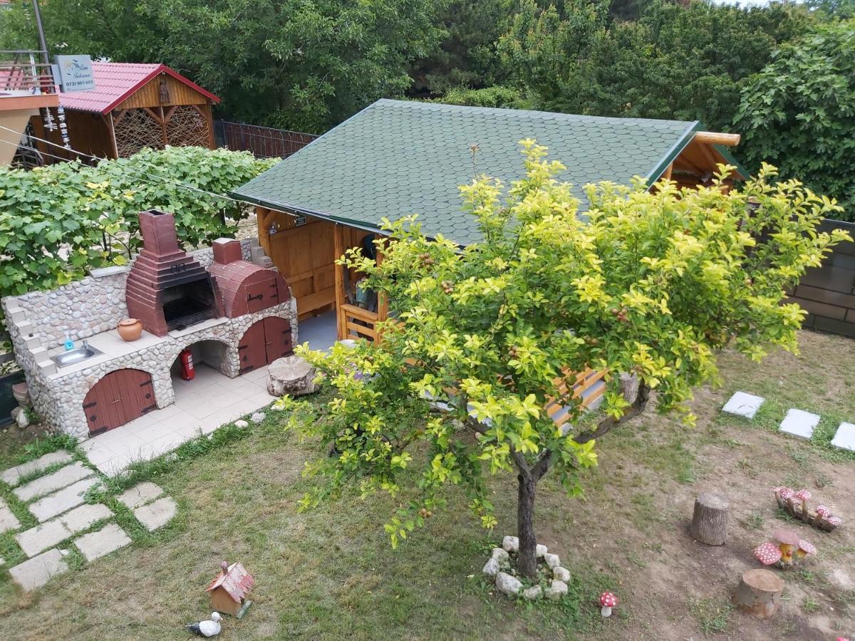 Отель Barbarosa Вама-Веке Экстерьер фото